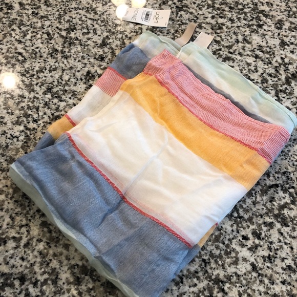 Loft Scarf - Picture 2 of 2